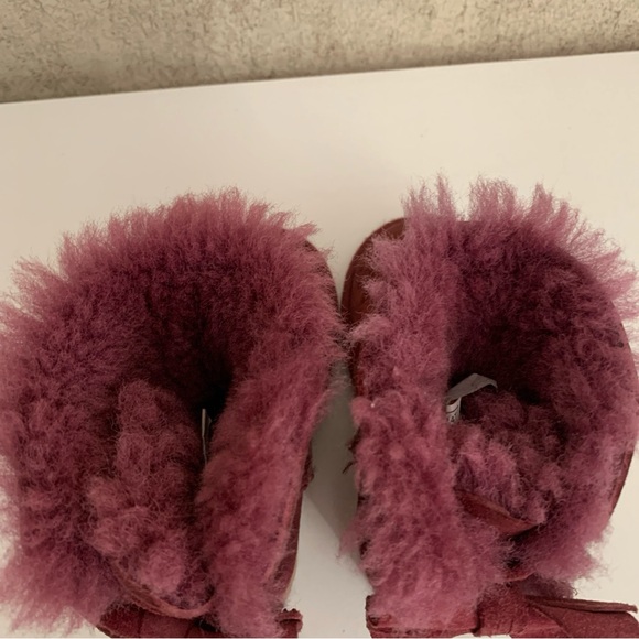 UGG Toddler Boots Bailey Bow Burgundy Plush Lined Footwear 6 Winter Snow Boots - Picture 4 of 9